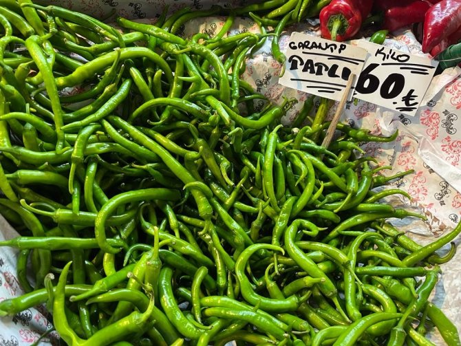 Biberde Fiyat Etiketi Grama Döndü