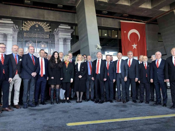 Metin Öztürk Adaylık Başvurusunu Yaptı
