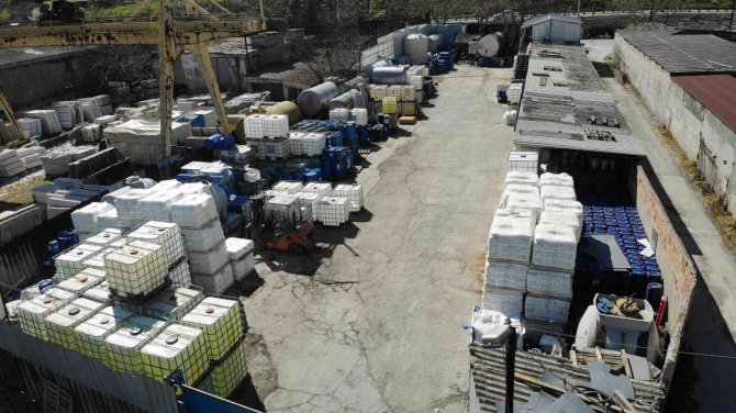 Gaziosmanpaşa’da Kimyasal Madde Kazanındaki Patlama Sonrası İş Yeri Mühürlendi