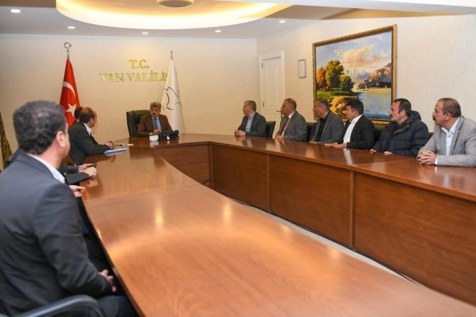 Gelincik Sınır Kapısının Açılması İçin İmza Toplandı