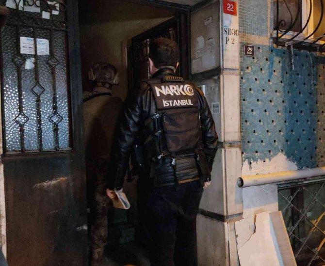 İ̇stanbul’da Şafak Vakti Narkotik Operasyonu