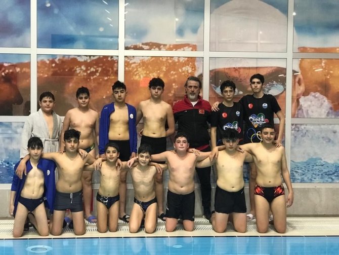 Kayseri’de U-12 Erkeklersu Topu Müsabakaları Düzenlenecek