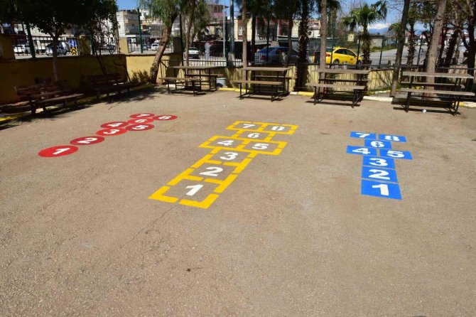 Kepez’de Geleneksel Sokak Oyunları Okul Bahçelerinde