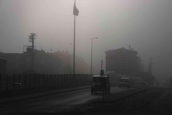 Kocaeli Güne Yoğun Sisle Başladı