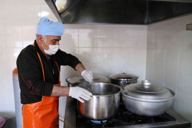 Gümüşhane’de Hayırlı Gelenek