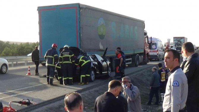 Dpü Rektörü’nün Şoförü Trafik Kazasında Hayatını Kaybetti