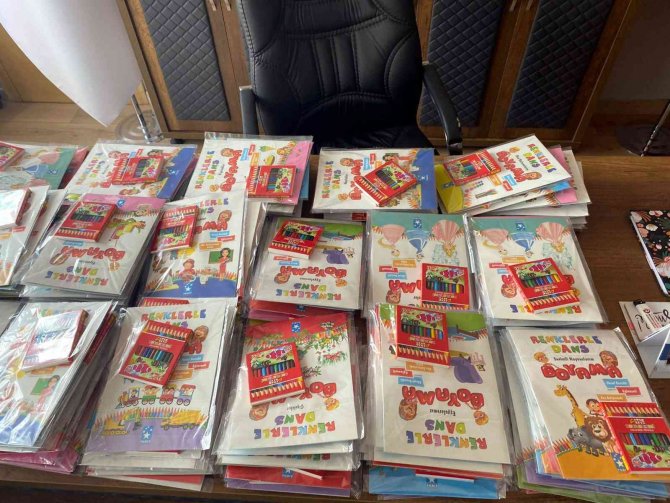 Müsi̇ad’tan 500 Boyama Kitabı