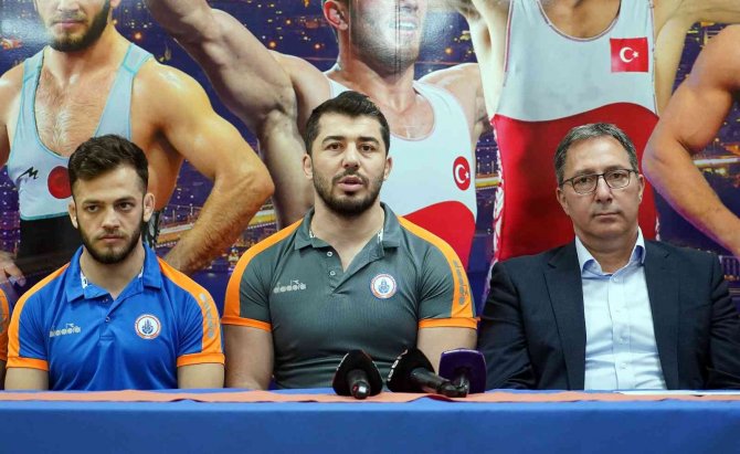 Avrupa Şampiyonası’ndan Rekorla Dönen Sporcular Hedeflerini Aktardı