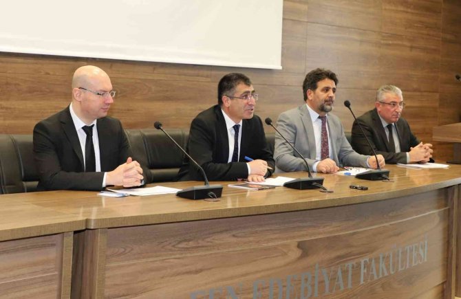 Rektör Aktekin, Üniversitede Görevlerine Yeni Başlayan Öğretim Elemanlarıyla Bir Araya Geldi