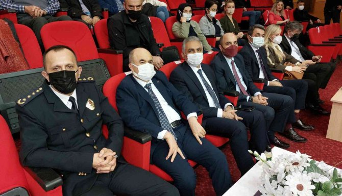 Kanser Ve Polis Haftası Müzik Dinletisi