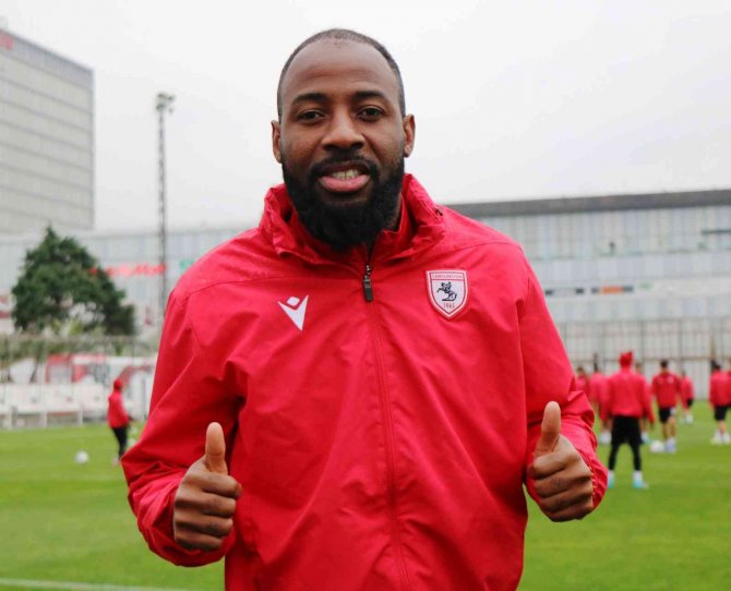 Junior Tallo’dan İddialı Açıklama: “Süper Lig’e Çıkacağız”