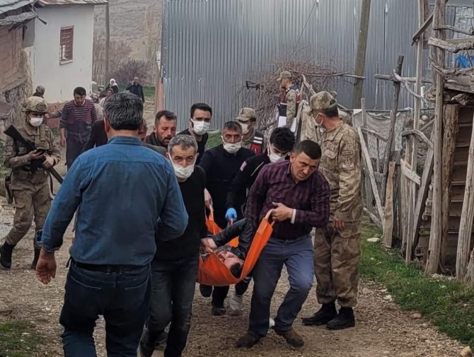 Giresun’da 4 Ev Ve Bir Samanlık Kül Oldu