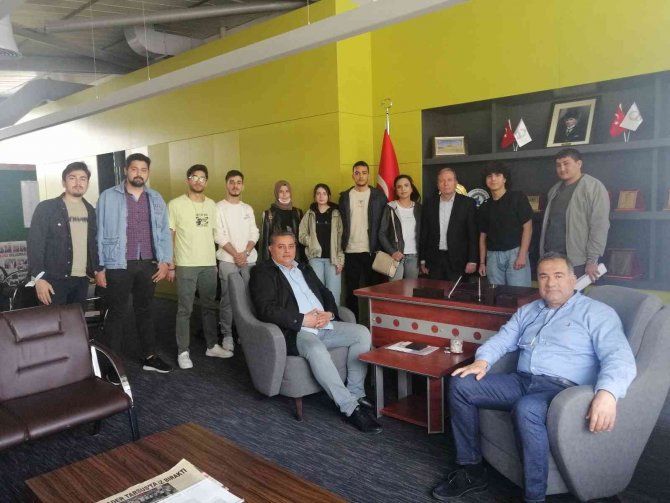 Ankara’da Okuyan Tarsuslu Üniversite Öğrencilerine Burs