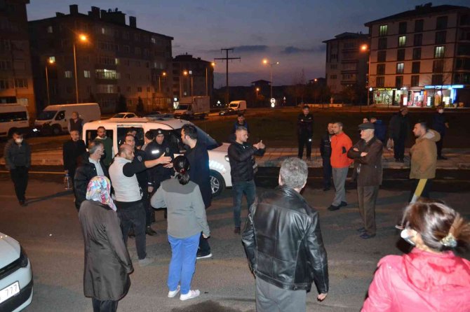 Alkollü Sürücünün Dehşet Saçtığı Anlar Kamerada: 4 Aracı Biçti