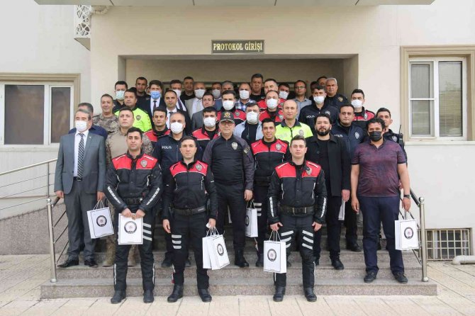 Kilis’te Başarılı Polisler Ödüllün Derildi