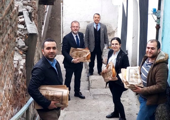Başkan Ceyhun’dan Çat Kapı İftar Ziyaretleri