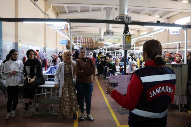 Bingöl’de Jandarma, 500 Kadına Kades’i Tanıttı