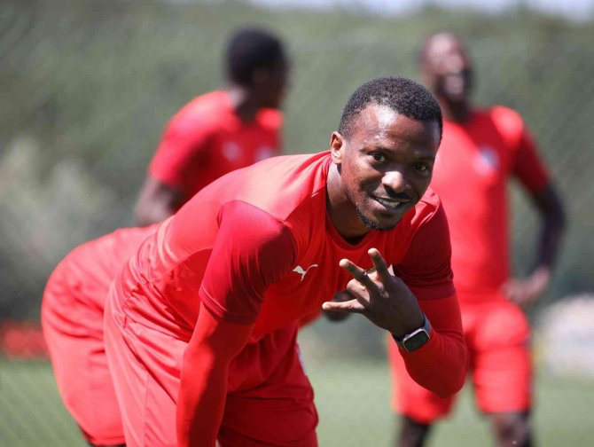 Sivasspor’da Kayode Şoku!