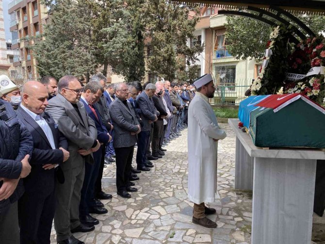 Doğu Türkistan Sürgün Hükümeti Cumhurbaşkanı Vekili Hızırbek Gayretullah Son Yolculuğuna Uğurlandı