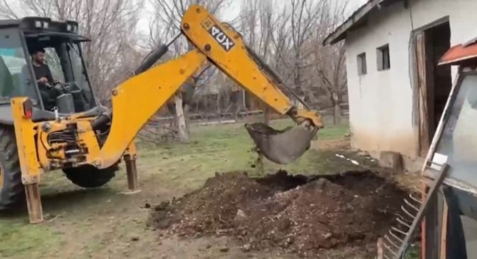 Erzincan’da Uyuşturucu Tacirlerine Şafak Baskını