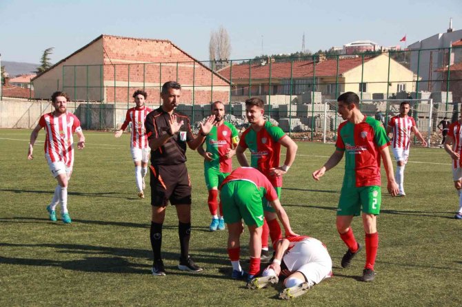 Gergin Geçen Maçı Bilecikspor Kazandı