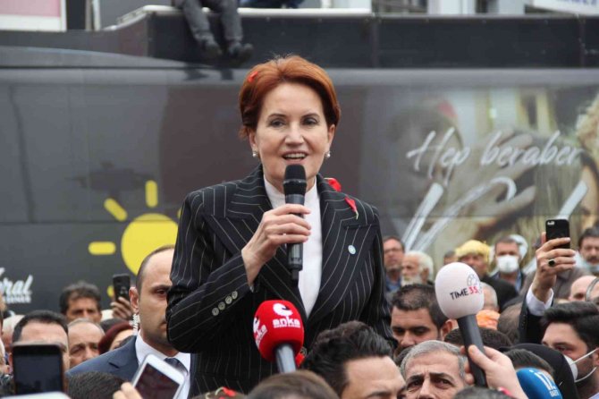 Meral Akşener, İ̇zmir’de