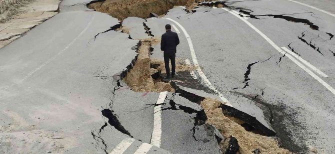 Karadeniz Sahil Bağlantı Yolu Alternatif Güzergahtan Veriliyor