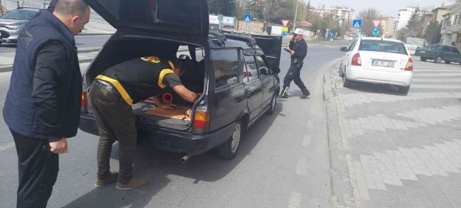 Kayseri Polisi Oto Hırsızlığını Önlemek İçin Denetim Yaptı