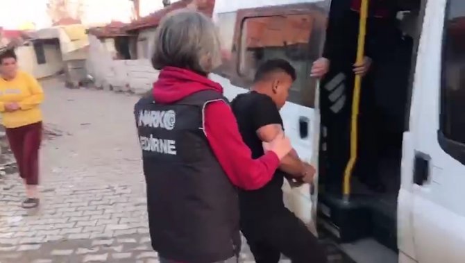 Keşan’da Çok Sayıda Adrese Eş Zamanlı Uyuşturucu Operasyonu