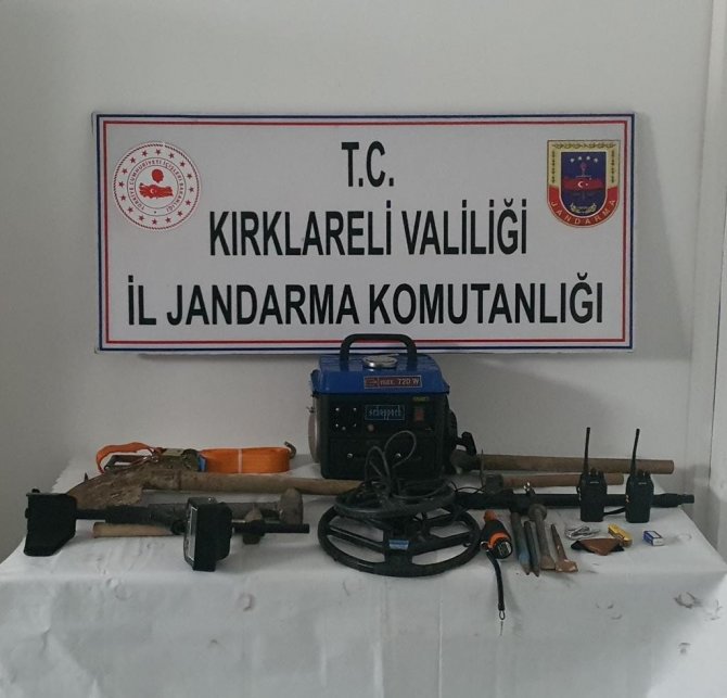 Kırklareli’nde İzinsiz Kazı Yapan 3 Şüpheli Yakalandı