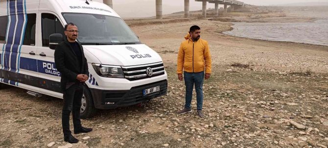 Göçmen: "Başkasının İzine Bakmadan Yolumuza Bakıyoruz"