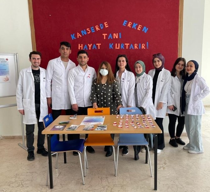 Nevü Öğrencileri ’Kanserde Erken Tanı Hayat Kurtarır’ Etkinliği Düzenledi