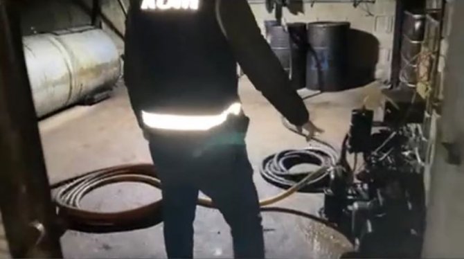 Tır Garajından 5 Bin Litre Kaçak Akaryakıt Çıktı