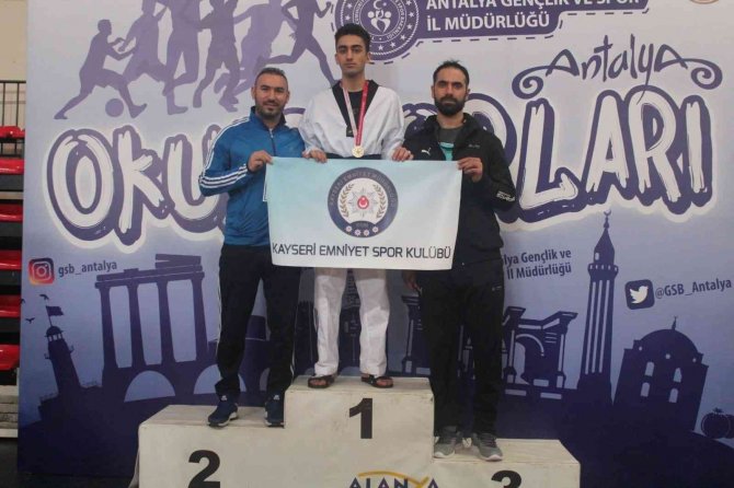 Kayseri’ye İki Altın Madalya