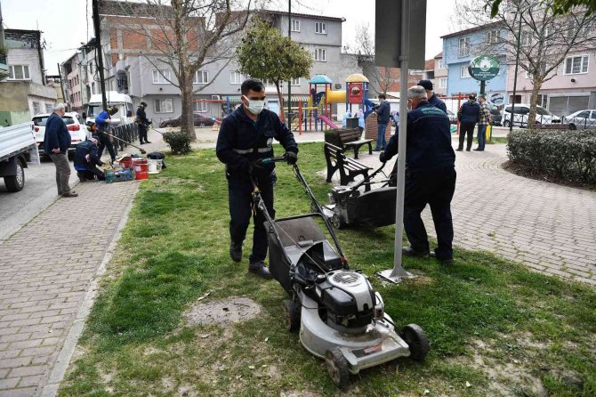 Parklara Bahar Dokunuşu