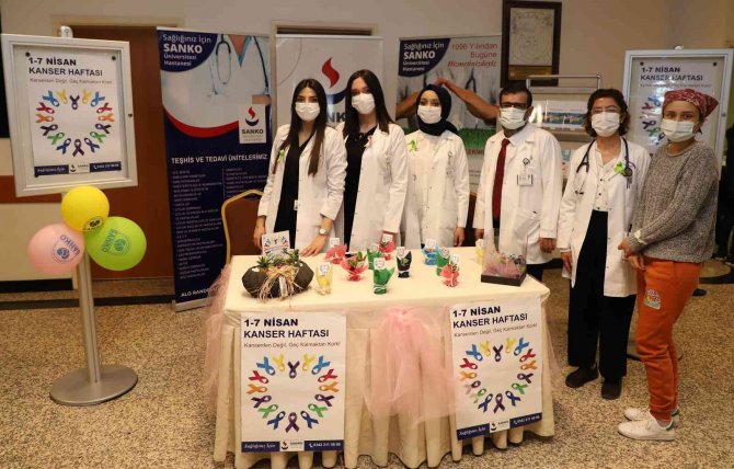 Kanser Haftasında Onkoloji Hastaları Moral Buldu