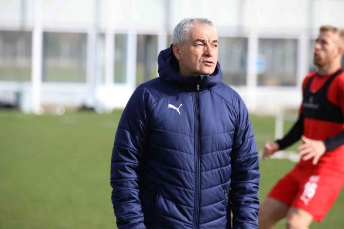 Çalımbay: “Kalan 7 Maçı İyi Şekilde Bitirmeliyiz”