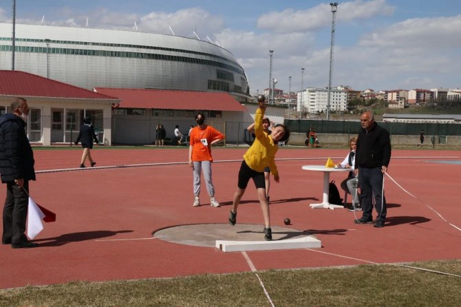 Atletizm Seçmelerinde Ter Döktüler