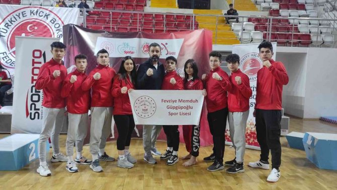 Kayserili Sporcular Sivas’tan 5 Madalya İle Döndüler