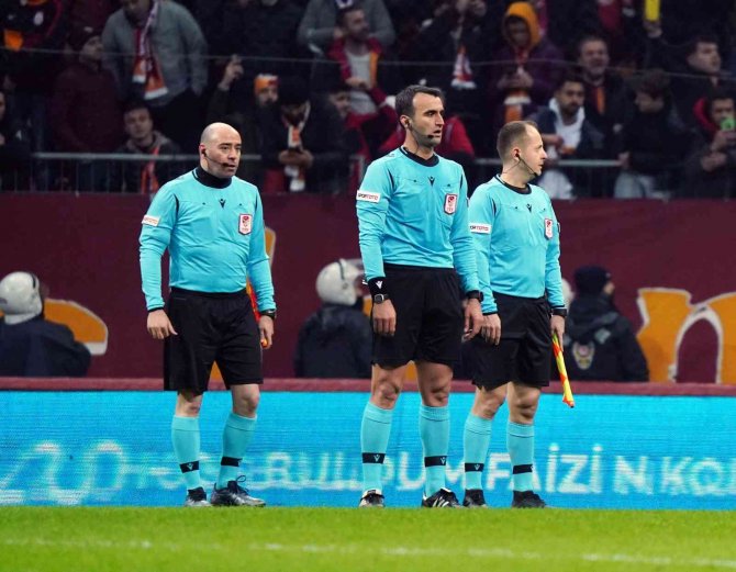 Fenerbahçe - Galatasaray Derbisinde Atilla Karaoğlan Düdük Çalacak