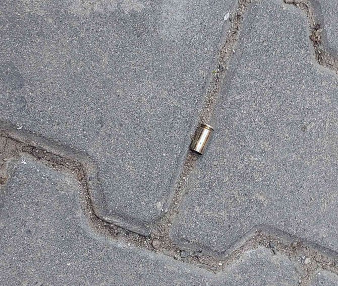Husumetlisini Bacağından Vurup Polise Teslim Oldu