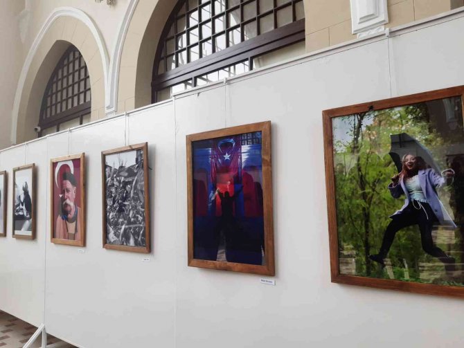 Trakya Üniversitesi’nde Fotoğraf Sergisi Açıldı