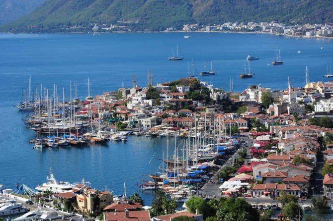 Marmaris’te Turist Hareketliliği Başladı