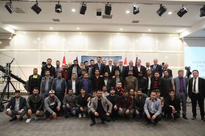 Türk-i̇ş Genel Başkanı Atalay: “Geçmişte 40 Sene Bu Ülkeye Dışarıdan Çöp Geliyordu”