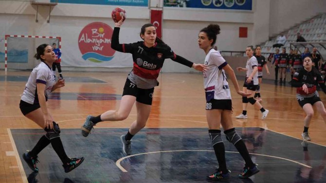 Hentbol Kadınlar 1. Lig Play - Off Müsabakaları Başladı
