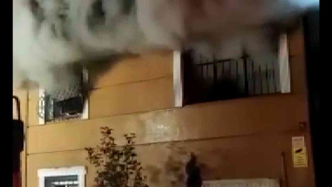 Tuzla’da Bina Sakinlerini Canından Bezdiren Kadının Evinde Yangın Çıktı, Komşuları İsyan Etti
