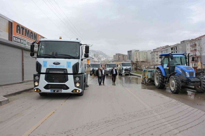 Tuşba Belediyesi’nden Bahar Temizliği