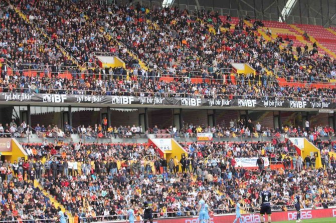 Kayserispor Seyirci Rekoru Kırdı