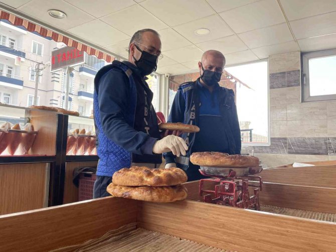 Zabıtadan Pide Ve Gramaj Denetimi