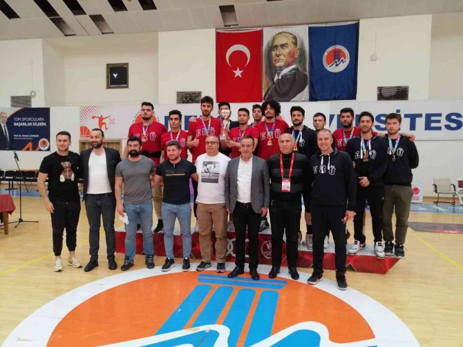 Erciyes Üniversitesi, Mersin’de Şampiyon Oldu